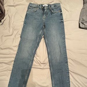 Zara slim fit high rise jeans size 4 - NEW